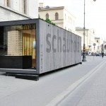 Schauholz Ausstellungsobjekt: Ludwigstraße München